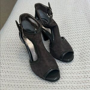 Gray suede Peep-Toe Heels